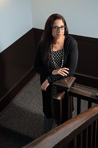 ALEX LUPUL / WINNIPEG FREE PRESS  

Sophia Ali, social worker and executive director of Aulneau Renewal Centre, is photographed at the centre in Winnipeg on August, 26, 2021.