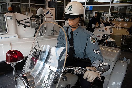 ALEX LUPUL / WINNIPEG FREE PRESS  

A 1966 Harley Davidson with service car is photographed in the Winnipeg Police Museum on August, 26, 2021.