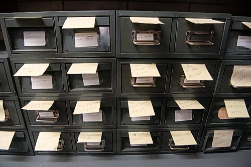 ALEX LUPUL / WINNIPEG FREE PRESS  

Drawers filled with mugshots are photographed in the Winnipeg Police Museum's archives on August, 26, 2021.