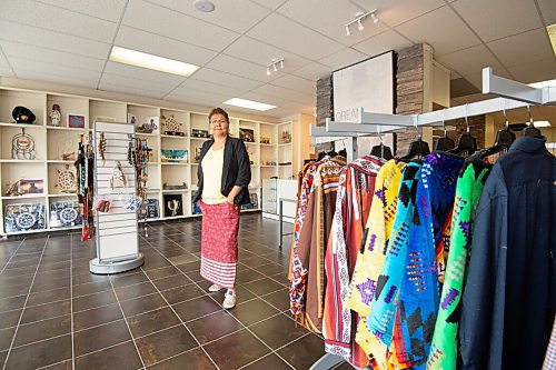 MIKE SUDOMA / Winnipeg Free Press
April Tawipisim, owner of Turtle Woman Indigenous Wear, a clothing shop specializing in Indigenous wear and jewelry. located at 1116 Portage Avenue.
August 26, 2021