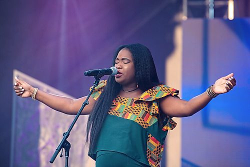 ALEX LUPUL / WINNIPEG FREE PRESS  

Kelly Bado performs at Shaw Park during the Unite 150 concert on August, 28, 2021.