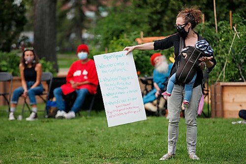 JOHN WOODS / WINNIPEG FREE PRESS
Jo and other people take part in a Red River Echoes community meeting at Vimy Ridge Park  to discuss renaming the Wolseley neighbourhood in Winnipeg Sunday, August 29, 2021. 

Reporter: ?