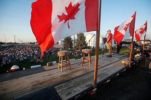 JOHN WOODS / WINNIPEG FREE PRESS
Shawn Enns, event organiser, speaks at an anti-COVID-19 restriction rally. About a thousand people came out to listen to speakers and show their discontent with COVID-19 restrictions in Winkler Monday, August 30, 2021. 

Reporter: Cody