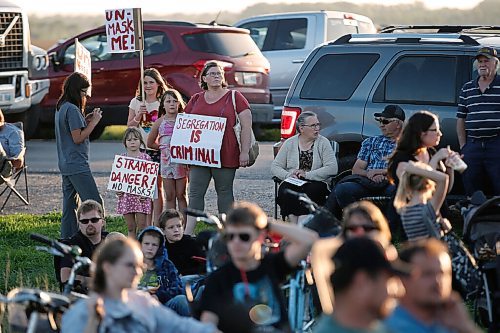 JOHN WOODS / WINNIPEG FREE PRESS
About a thousand people came out to listen to speakers and show their discontent with COVID-19 restrictions in Winkler Monday, August 30, 2021. 

Reporter: Cody