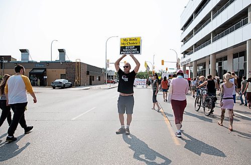 JESSICA LEE/WINNIPEG FREE PRESS

Hundreds gathered outside the Health Sciences Centre in Winnipeg on September 1st, blocking off parts of Sherbrook Street and William Avenue to protest against vaccines, vaccine passports and COVID restrictions.

Reporter: Cody Sellar