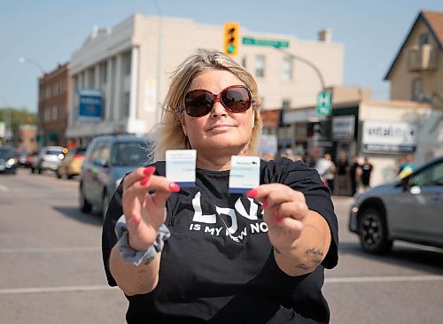 JESSICA LEE/WINNIPEG FREE PRESS

Allie Friedenberg holds up a ripped vaccine card.

Hundreds gathered outside the Health Sciences Centre in Winnipeg on September 1st, blocking off parts of Sherbrook Street and William Avenue to protest against vaccines, vaccine passports and COVID restrictions.

Reporter: Cody Sellar