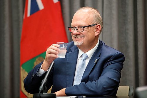 JOHN WOODS / WINNIPEG FREE PRESS
Manitoba interim Premier Kelvin Goertzen, who replaced Brian Pallister, holds his first media conference at the legislature in Winnipeg Wednesday, September 1, 2021. 

Reporter: ?