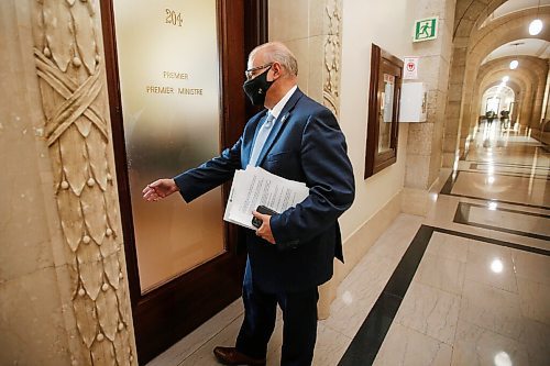 JOHN WOODS / WINNIPEG FREE PRESS
Manitoba interim Premier Kelvin Goertzen, who replaced Brian Pallister, walks back to his office after his first media conference at the legislature in Winnipeg Wednesday, September 1, 2021. 

Reporter: ?