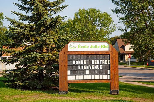 MIKE DEAL / WINNIPEG FREE PRESS
The sign for Ecole Julie-Riel school in the Louis Riel School Division.
See Maggie Macintosh story
210901 - Wednesday, September 01, 2021.