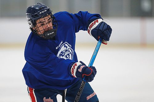 JOHN WOODS / WINNIPEG FREE PRESS
Aiden Oiring (7) of the Winnipeg Ice at practise in Winnipeg Wednesday, September 1, 2021. 

Reporter: Sawatzky