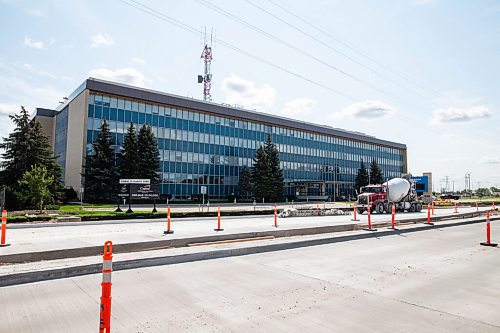 Daniel Crump / Winnipeg Free Press. The Manitoba Hydro building at 820 Taylor Avenue is likely being sold. September 3, 2021.