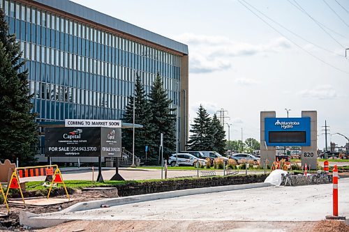 Daniel Crump / Winnipeg Free Press. The Manitoba Hydro building at 820 Taylor Avenue is likely being sold. September 3, 2021.