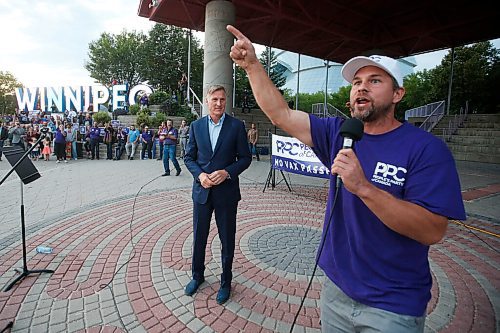 JOHN WOODS / WINNIPEG FREE PRESS
About 400 people gathered as Manitoba anti-vaxxer Patrick Allard introduces Maxime Bernier, leader of the Peoples Party of Canada, speak at the Forks in Winnipeg Monday, September 6, 2021. 

Reporter: Piche