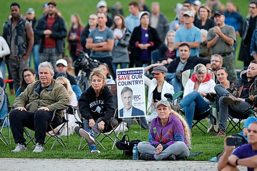 JOHN WOODS / WINNIPEG FREE PRESS
about 400 people gathered to hear Maxime Bernier, leader of the Peoples Party of Canada, speak at the Forks in Winnipeg Monday, September 6, 2021. 

Reporter: Piche