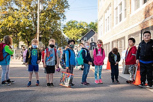 JESSICA LEE/WINNIPEG FREE PRESS

Students line up for the first day of school at Glenelm Community School on September 8, 2021.

Reporter: Maggie