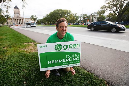 JOHN WOODS / WINNIPEG FREE PRESS
Doug Hemmerling, Winnipeg South Centre Green party candidate, is photographed in downtown Winnipeg Wednesday, September 8, 2021. 

Reporter: ?