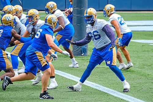 MIKE DEAL / WINNIPEG FREE PRESS
Winnipeg Blue Bombers' Stanley Bryant (66) during practice at IG Field Thursday afternoon.
210909 - Thursday, September 09, 2021.