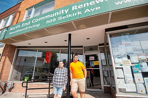 MIKE SUDOMA / Winnipeg Free Press
John Morissette Of Fearless R2W and Daniel Waycik of Persons Community Solutions, stand outside of the North End Community Renewal Corporation building Friday afternoon. 
September 10, 2021