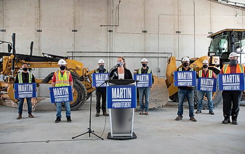 JESSICA LEE/WINNIPEG FREE PRESS

Jacqueline Wolfe, friend, introduces Shannon Martin to the podium.

Shannon Martin, MLA for McPhillips, announces on September 13, 2021 at Bayview Construction Ltd. his plan to run for PC leadership.

Reporter: Carol
