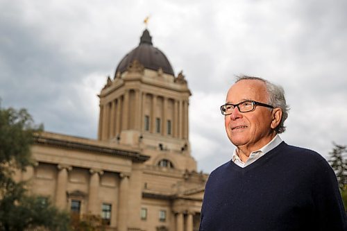 MIKE DEAL / WINNIPEG FREE PRESS
Former Premier Gary Filmon outside Government House where he lives with his wife the current Lieutenant Governor of Manitoba, Janice Filmon. Filmon recently released a book, Yes We Did; Leading in Turbulent Times.
See Tom Brodbeck story
210915 - Wednesday, September 15, 2021.
