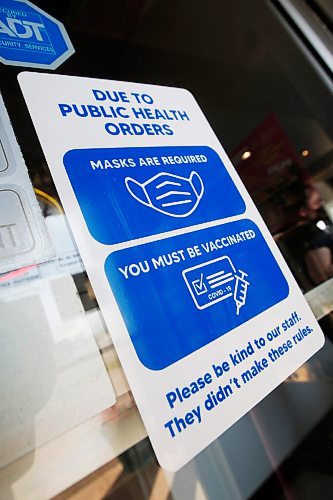 JOHN WOODS / WINNIPEG FREE PRESS
Mask signage at Twisters, a local business in Winkler, Wednesday, September 15, 2021. Many in southern Manitoba region do not agree with COVID-19 vaccines, masks and vaccine passports.

Reporter: Abas