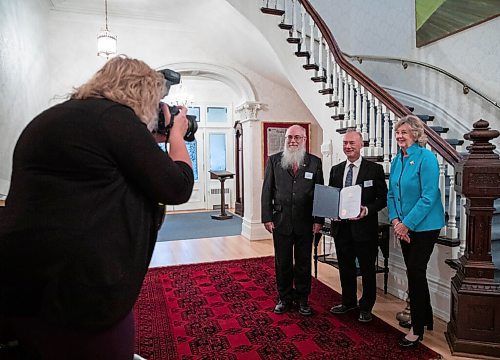 JESSICA LEE/WINNIPEG FREE PRESS

A photographer takes a photo of (from left to right) Gordon Goldsborough, presenter, Gilles Lesage, and Lieutenant-Governor Janice C. Filmon on September 16, 2021. Lesage is one of three recipients of the Lieutenant Governors Historical Preservation and Promotion award. He is a retired archivist and executive director at Société historique de Saint-Boniface and its Centre du Patrimone.

Other award recipients are James Kostuchuk of Portage la Prairie and Susan Algie of Winnipeg 


