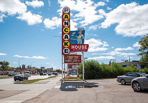 JESSICA LEE/WINNIPEG FREE PRESS

The sign at The Original Pancake on September 17, 2021 at the Pembina Highway location. The restaurant is closing at that location because they received a too-good-to-refuse offer to buy out the property. Their other locations will remain open.

