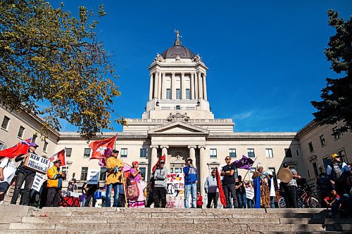 Daniel Crump / Winnipeg Free Press. Former Manitoba Conservative candidate Ken Lee speaks to a crowd of a few hundred people during an anti-vaccine rally at the Manitoba Legislature. September 18, 2021.