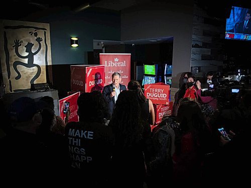 JESSICA LEE/WINNIPEG FREE PRESS

Liberal candidate Terry Duguid gives a celebration speech at Nicolinos Restaurant after winning in his riding in Winnipeg South on September 20, 2021.

Reporter: Joyanne

