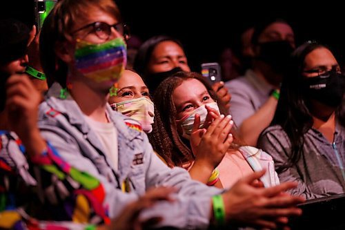 JOHN WOODS / WINNIPEG FREE PRESS
Fans listen to Simone Denny at the Electric Circus concert at a downtown arena in Winnipeg Tuesday, September 21, 2021. 

Reporter: ?