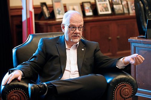 JOHN WOODS / WINNIPEG FREE PRESS
Manitoba Premier Kelvin Goertzen is photographed during an interview in his legislative office in Winnipeg Wednesday, September 22, 2021. 

Reporter: Lett