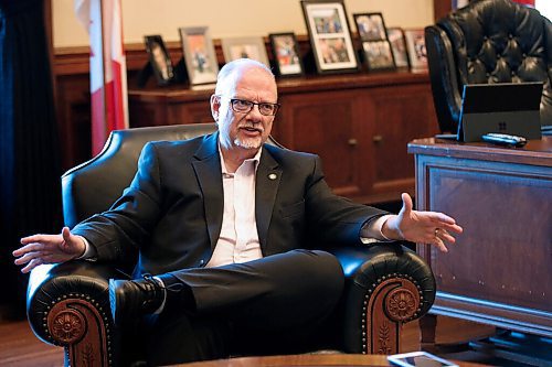 JOHN WOODS / WINNIPEG FREE PRESS
Manitoba Premier Kelvin Goertzen is photographed during an interview in his legislative office in Winnipeg Wednesday, September 22, 2021. 

Reporter: Lett