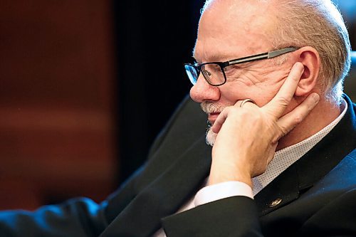 JOHN WOODS / WINNIPEG FREE PRESS
Manitoba Premier Kelvin Goertzen is photographed during an interview in his legislative office in Winnipeg Wednesday, September 22, 2021. 

Reporter: Lett