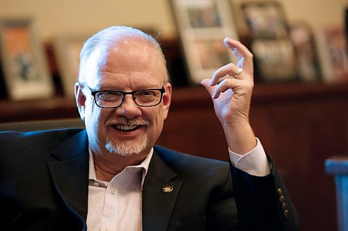 JOHN WOODS / WINNIPEG FREE PRESS
Manitoba Premier Kelvin Goertzen is photographed during an interview in his legislative office in Winnipeg Wednesday, September 22, 2021. 

Reporter: Lett