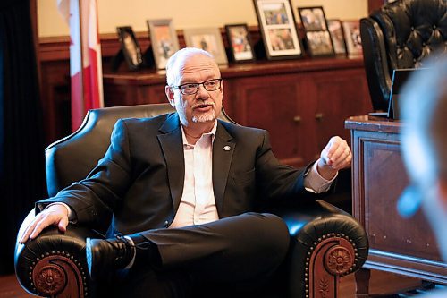 JOHN WOODS / WINNIPEG FREE PRESS
Manitoba Premier Kelvin Goertzen is photographed during an interview in his legislative office in Winnipeg Wednesday, September 22, 2021. 

Reporter: Lett