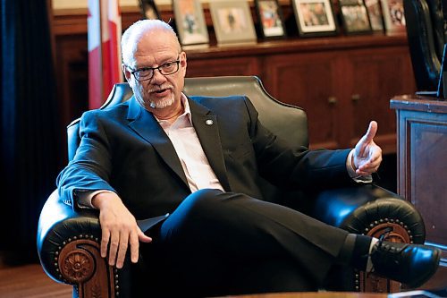 JOHN WOODS / WINNIPEG FREE PRESS
Manitoba Premier Kelvin Goertzen is photographed during an interview in his legislative office in Winnipeg Wednesday, September 22, 2021. 

Reporter: Lett