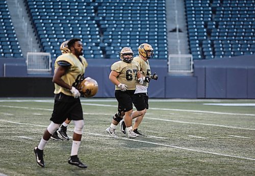 JESSICA LEE / WINNIPEG FREE PRESS

Bisons offensive lineman Matteo Vaccaro (67) at a practice at IG Field on September 22, 2021.

Reporter: Mike S.
