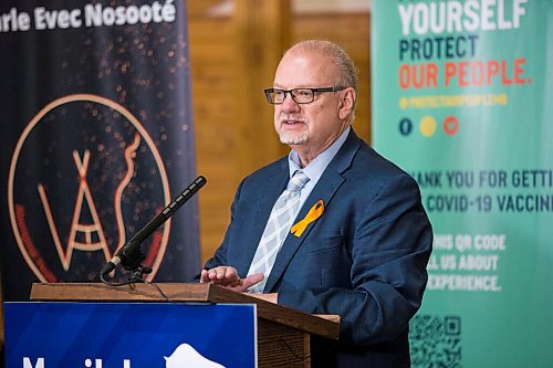 MIKAELA MACKENZIE / WINNIPEG FREE PRESS

Premier Kelvin Goertzen speaks at an announcement on urban Indigenous COVID-19 vaccine clinics at Thunderbird House in Winnipeg on Friday, Sept. 24, 2021.  For Dylan story.
Winnipeg Free Press 2021.