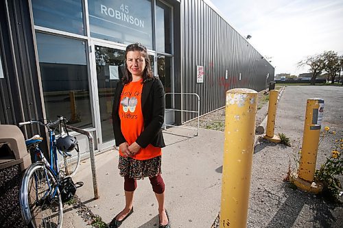 JOHN WOODS / WINNIPEG FREE PRESS
Rachel Sansregret, new CEO of Indian and Metis Friendship Centre, is photographed outside the now defunk centre on Robinson in Winnipeg Monday, September 27, 2021. The centre has fallen under hard times, but Sansregret is committed to resurrecting the centre and its ideals.


Reporter: Sinclair
