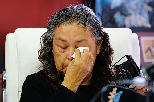 MIKE DEAL / WINNIPEG FREE PRESS
Serenity's grandmother, Yvonne Bone, wipes away tears after speaking during the press conference.
A young First Nations woman, Serenity Morrisseau, speaks out at the AMC offices Tuesday morning, after she was violently attacked by a Unicity taxi driver over the weekend. She was trying to get home safely with friends and was left with bruises and scratches from the attack.  
See Erik Pindera story
210928 - Tuesday, September 28, 2021.