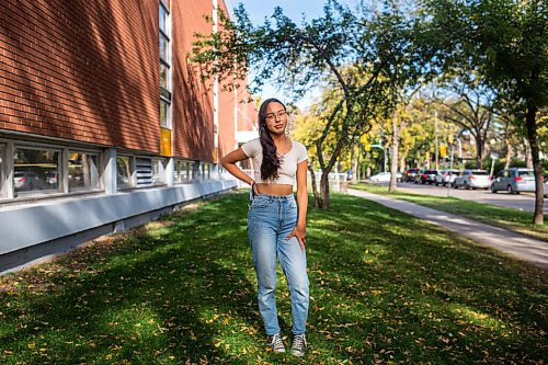 MIKAELA MACKENZIE / WINNIPEG FREE PRESS

Miyawata Stout, who responded to the bullet point in poll that her generation has much better idea of hope for their lives than previous generations, poses for a portrait in front of Kelvin High School in Winnipeg on Monday, Sept. 27, 2021. For --- story.
Winnipeg Free Press 2021.