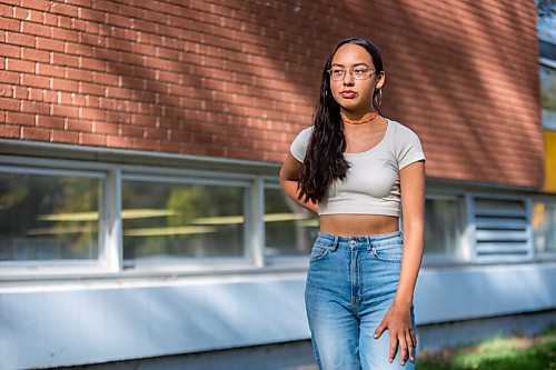 MIKAELA MACKENZIE / WINNIPEG FREE PRESS

Miyawata Stout, who responded to the bullet point in poll that her generation has much better idea of hope for their lives than previous generations, poses for a portrait in front of Kelvin High School in Winnipeg on Monday, Sept. 27, 2021. For --- story.
Winnipeg Free Press 2021.