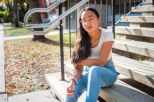 MIKAELA MACKENZIE / WINNIPEG FREE PRESS

Miyawata Stout, who responded to the bullet point in poll that her generation has much better idea of hope for their lives than previous generations, poses for a portrait in front of Kelvin High School in Winnipeg on Monday, Sept. 27, 2021. For --- story.
Winnipeg Free Press 2021.