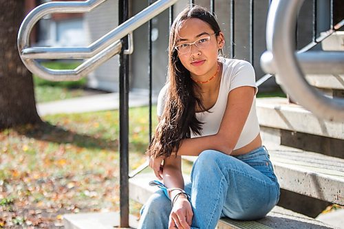 MIKAELA MACKENZIE / WINNIPEG FREE PRESS

Miyawata Stout, who responded to the bullet point in poll that her generation has much better idea of hope for their lives than previous generations, poses for a portrait in front of Kelvin High School in Winnipeg on Monday, Sept. 27, 2021. For --- story.
Winnipeg Free Press 2021.