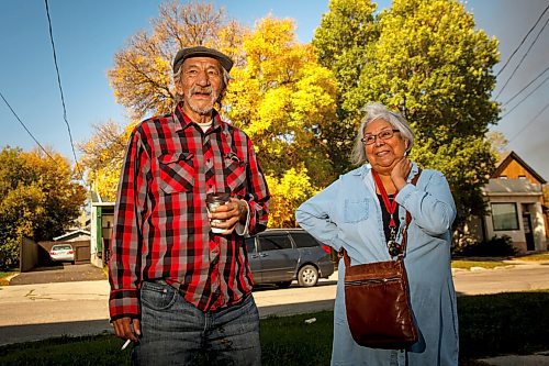 MIKE DEAL / WINNIPEG FREE PRESS
Language activists Roger Roulette (left) and Pat Ningewance (right) at the Manitoba Indigenous Cultural Education Centre, 119 Sutherland, Tuesday afternoon.
See Ben Waldman story
210928 - Tuesday, September 28, 2021.