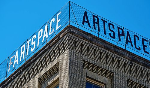 MIKE DEAL / WINNIPEG FREE PRESS
The "ARTSPACE" sign atop the building at 100 Arthur Street in the Exchange District was changed to "FARTSPACE."
See JS story
210928 - Tuesday, September 28, 2021.