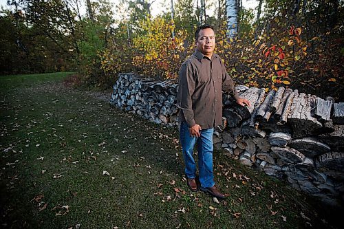 JOHN WOODS / WINNIPEG FREE PRESS
Bradford Bilodeau, a Sixties Scoop survivor, is photographed at his home in Beausejour Tuesday, September 28, 2021. 

Reporter: Sinclair