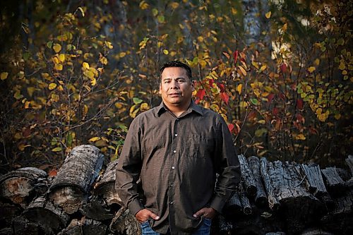 JOHN WOODS / WINNIPEG FREE PRESS
Bradford Bilodeau, a Sixties Scoop survivor, is photographed at his home in Beausejour Tuesday, September 28, 2021. 

Reporter: Sinclair