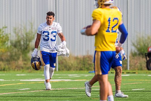 MIKAELA MACKENZIE / WINNIPEG FREE PRESS

Andrew Harris (33) at Bombers practice in Winnipeg on Wednesday, Sept. 29, 2021. For Jeff story.
Winnipeg Free Press 2021.