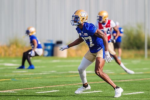 MIKAELA MACKENZIE / WINNIPEG FREE PRESS

Brandon Alexander (37) at Bombers practice in Winnipeg on Wednesday, Sept. 29, 2021. For Jeff story.
Winnipeg Free Press 2021.